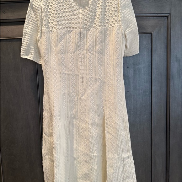 St. John Cream Midi Dress with Puff Sleeves - Picture 2 of 4